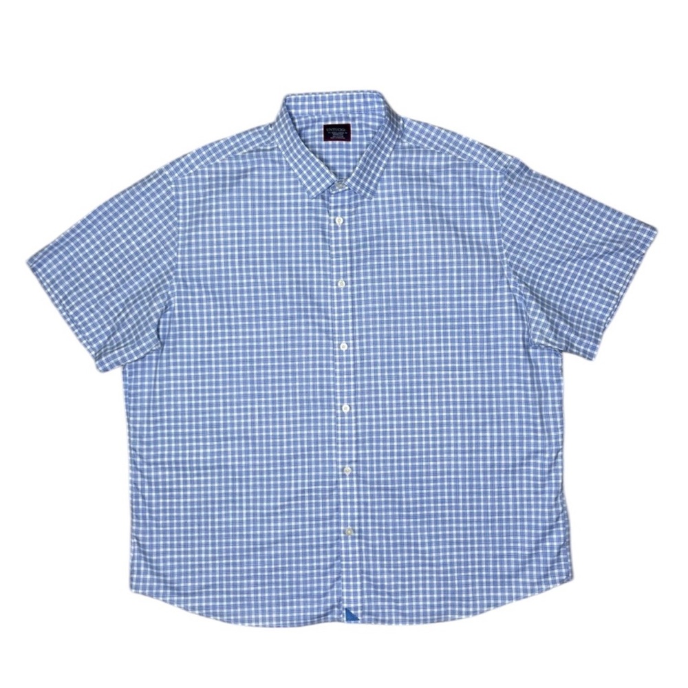 Untuckit shirt